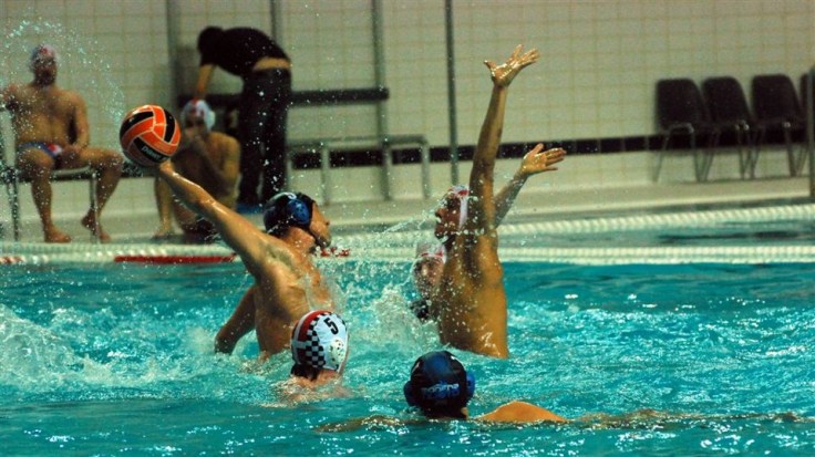 Il muro difensivo del Novara-2