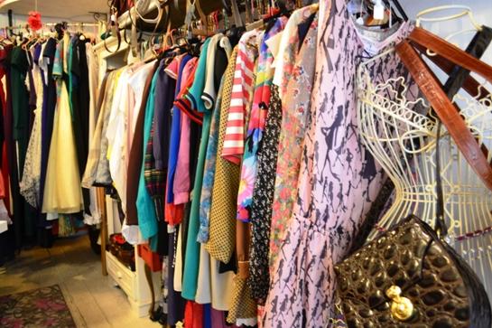 lady-jane-b-vintage-boutique-L-tFIJ0n