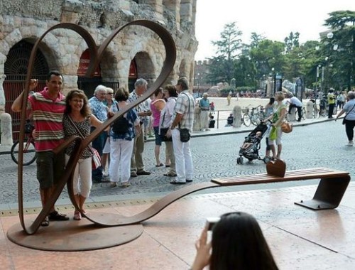 panchina-dellamore-verona-500x380