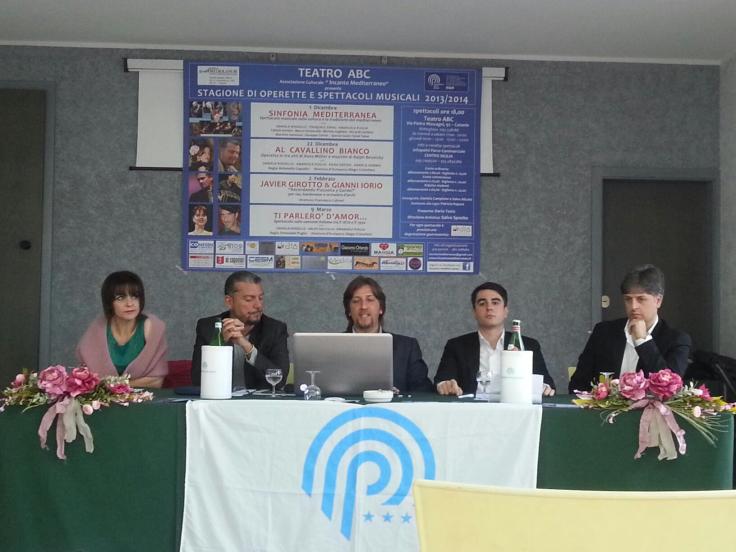 confernza stampa