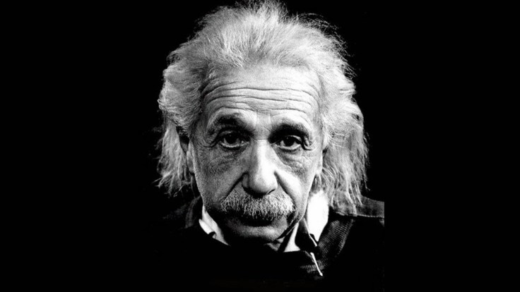 grayscale-albert-einstein-monochrome-scientists-black-background-portraits-HD-Wallpapers