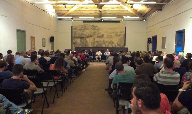 10584032_718975168186857_8661648664838513556_n