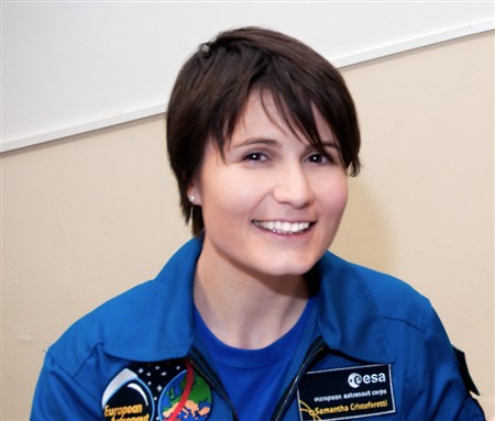 SAMANTHA-CRISTOFORETTI-450-x-383