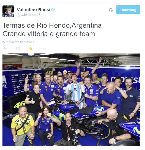 Show di Valentino Rossi, parte dall'ottavo posto e si piazza sul gradino più alto del podio, davanti ad Andrea Dovizioso "terzo podio consecutivo" e Cal Crutchlow.