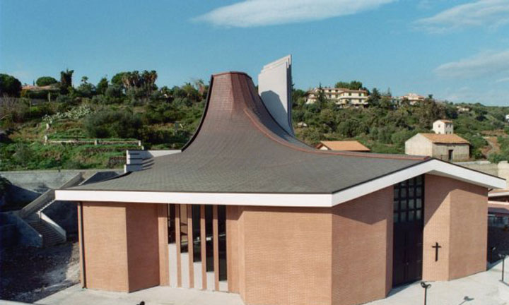 Attuale Chiesa di Sant’Antonio Abate sorge a Cerza,zona Ville del Poggio.