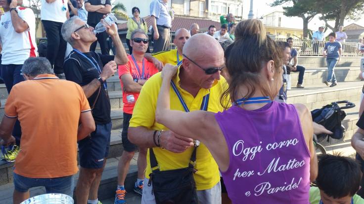 6 ore maglietta Suizzo