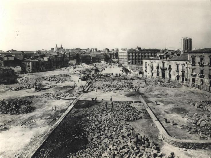 Sventramento_del_quartiere_San_Berillo,_Catania