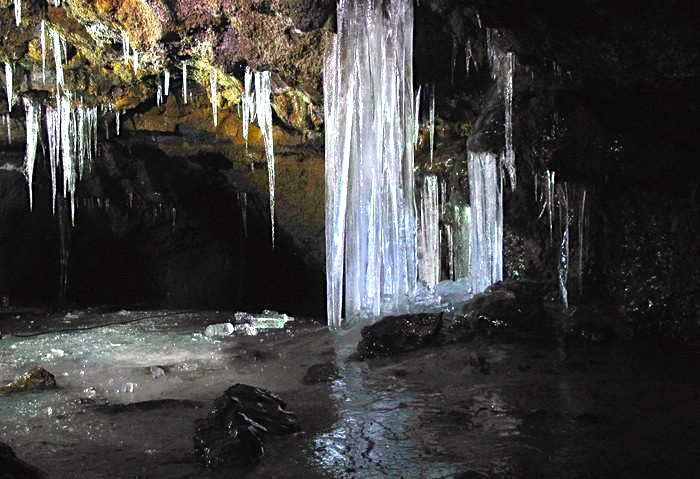 La_grotta_del_gelo 2