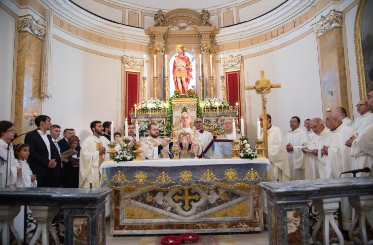 rito-di-consacrazione-e-dedicazione-chiesa-madre-aci-trezza-1